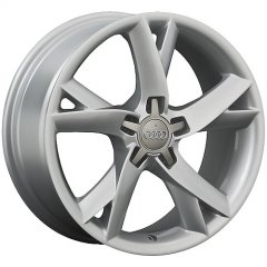 Audi A33